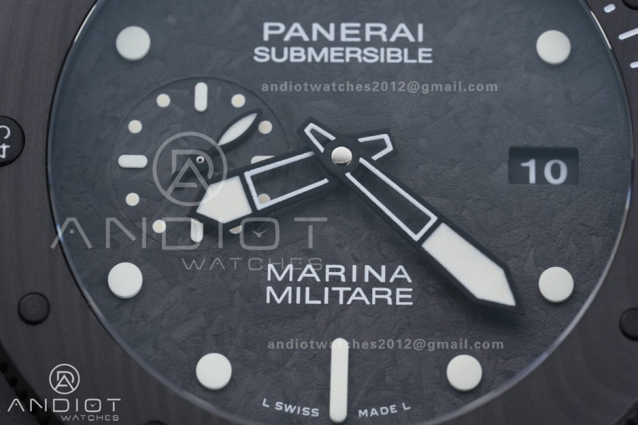 PAM 979 Carbotech VSF Best Edition Carbon Dial on Rubber Strap P.9010 Clone