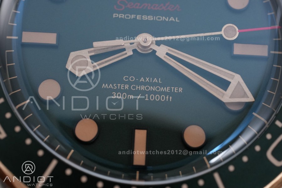 Seamaster 300M Diver Titanium/Bronze Gold ORF 1:1 Green Dial On Titanium Mesh Bracelet Asian Super Clone 8806(Free Rubber Strap)Free Sprung
