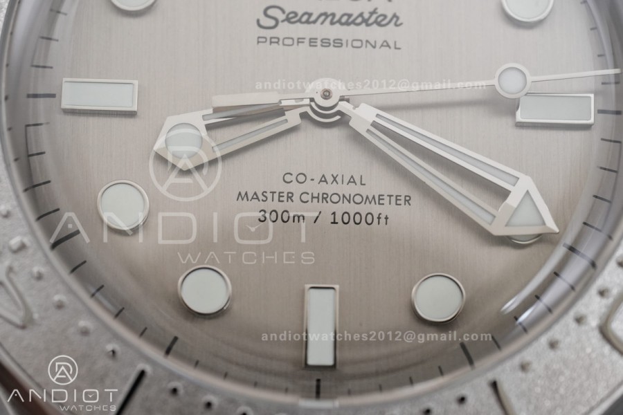 Seamaster 300M Diver 42mm SS ORF Best Edition Gray Dial On SS Mesh Bracelet Super Clone 8806 (Free Rubber Strap)Free Sprung