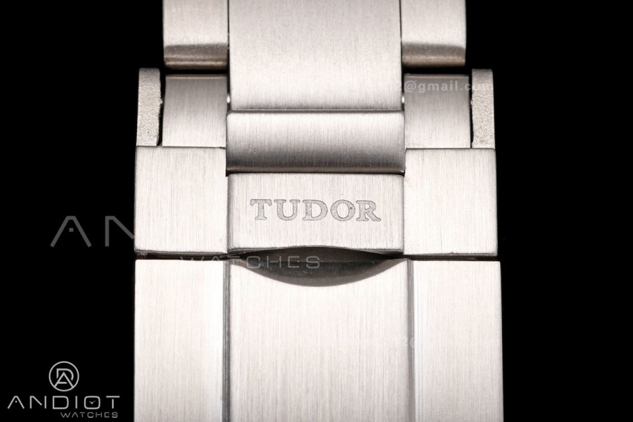 Tudor RANGE 39mm SS V2F 1:1 Best Edition White Dial on SS Bracelet A2824
