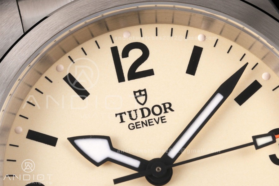 Tudor RANGE 39mm SS V2F 1:1 Best Edition White Dial on SS Bracelet A2824