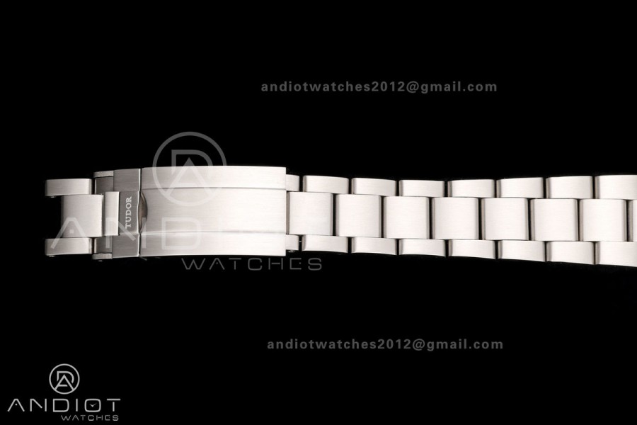 Tudor RANGE 39mm SS V2F 1:1 Best Edition White Dial on SS Bracelet A2824