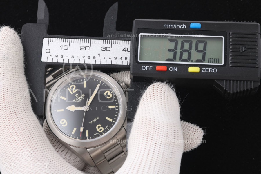 Tudor RANGE 39mm SS V2F 1:1 Best Edition White Dial on SS Bracelet A2824