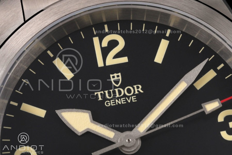 Tudor RANGE 39mm SS V2F 1:1 Best Edition White Dial on SS Bracelet A2824