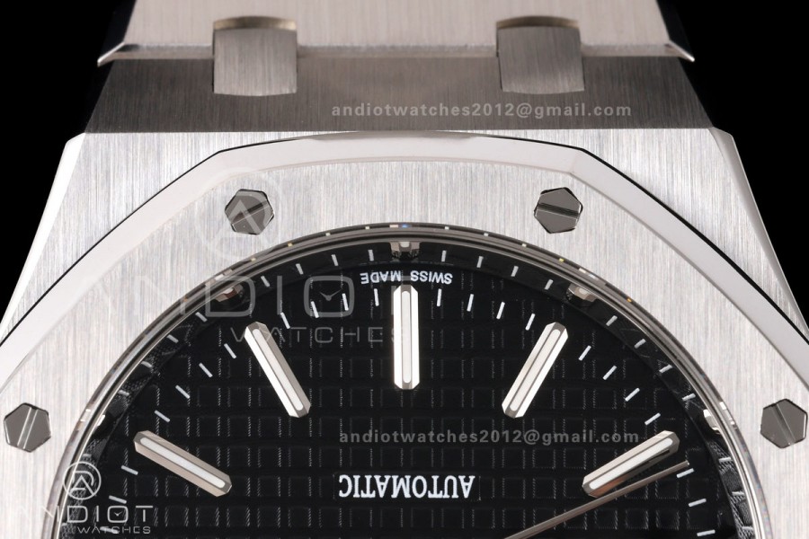 Royal Oak 39mm 15300 SS ZF 1:1 Best Edition Black Textured Dial on SS Bracelet SA3120 Super Clone