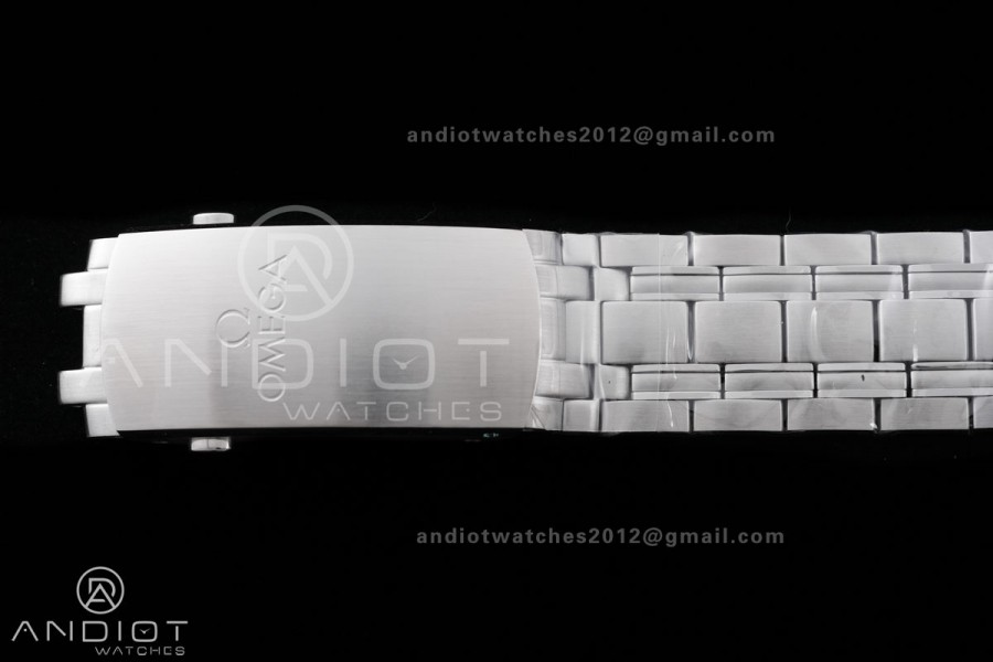Seamaster Diver 300M Black Ceramic Bezel Free Sprung ORF 1:1  White Dial On SS Bracelet Asian Super Clone 8800