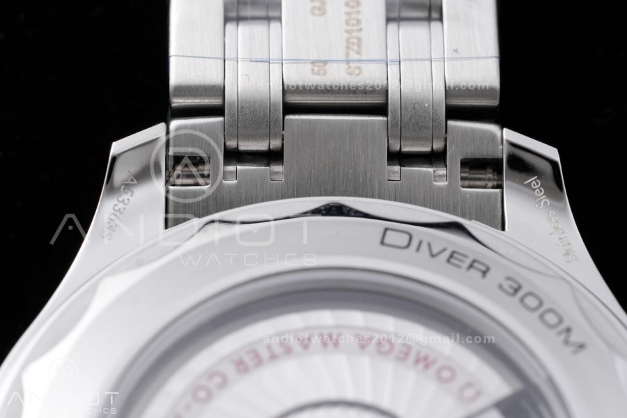 Seamaster Diver 300M Black Ceramic Bezel Free Sprung ORF 1:1 Black Dial On SS Bracelet Asian Super Clone 8800