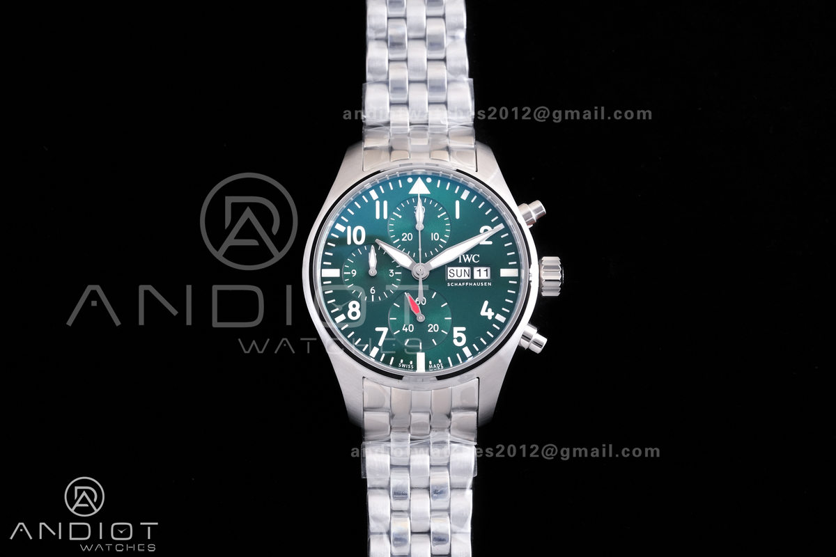 Pilot Chrono IW388104 APSF 1:1 Best Edition Green Dial on SS Bracelet SA69385 Super Clone