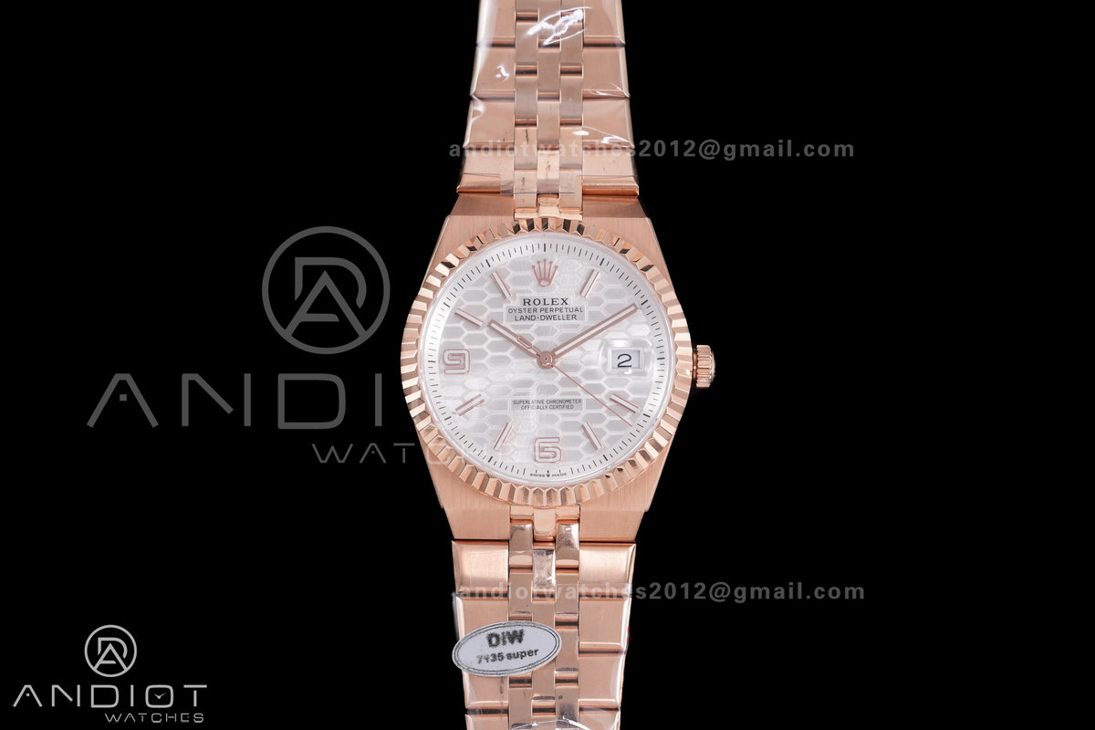 Land Dweller 127335 DIWF Best Edition White Dial on RG Bracelet A7135