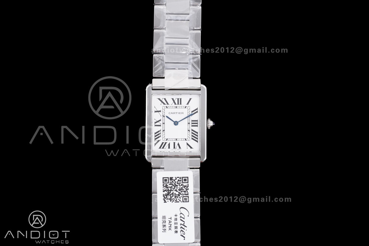 Tank Solo 27.5x34.8mm AF SS White Dial on SS Bracelet Ronda Quartz
