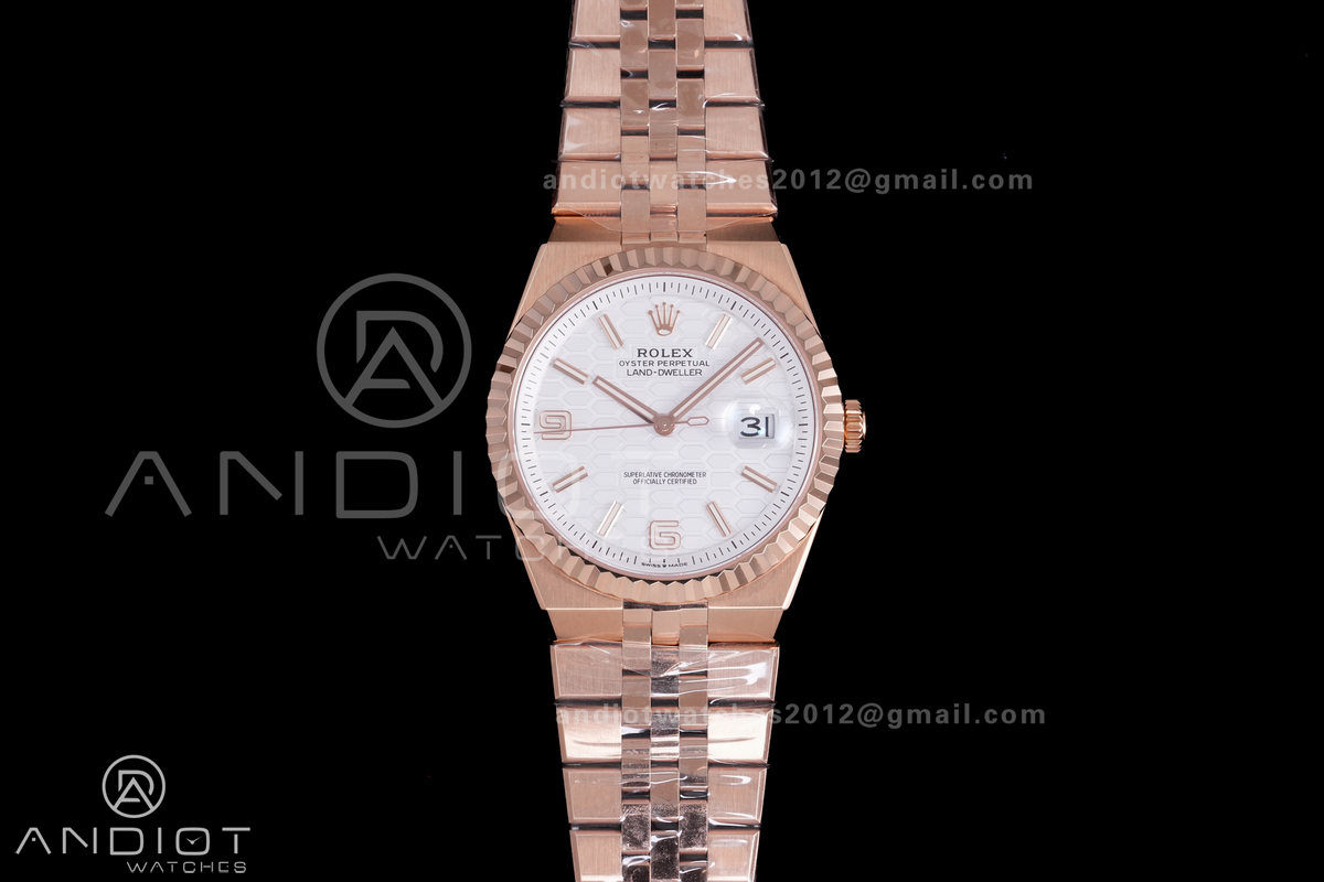 Land Dweller 127335 RG ESF White Dial On RG Bracelet A7135