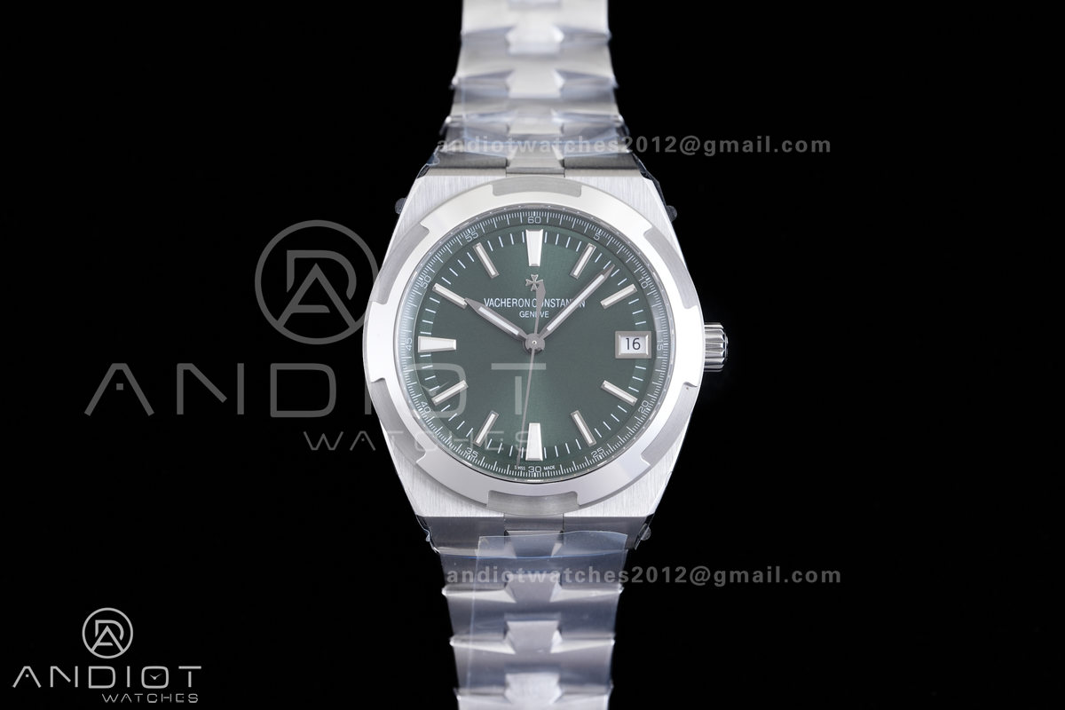 Overseas 4500V SS 8F 1:1 Best Edition Green Dial on SS Bracelet A5100