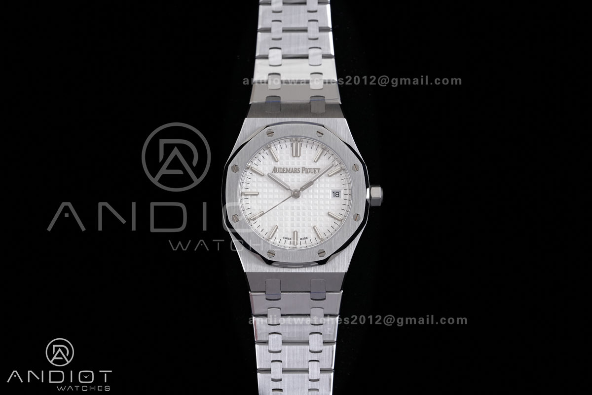 Royal Oak 34mm 77450 SS 8F Best Edition White Dial on SS Bracelet A5800